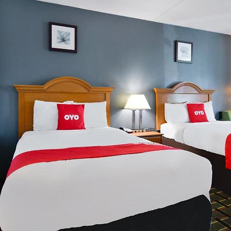Oyo Hotel Lake Park - Valdosta Area Exterior photo