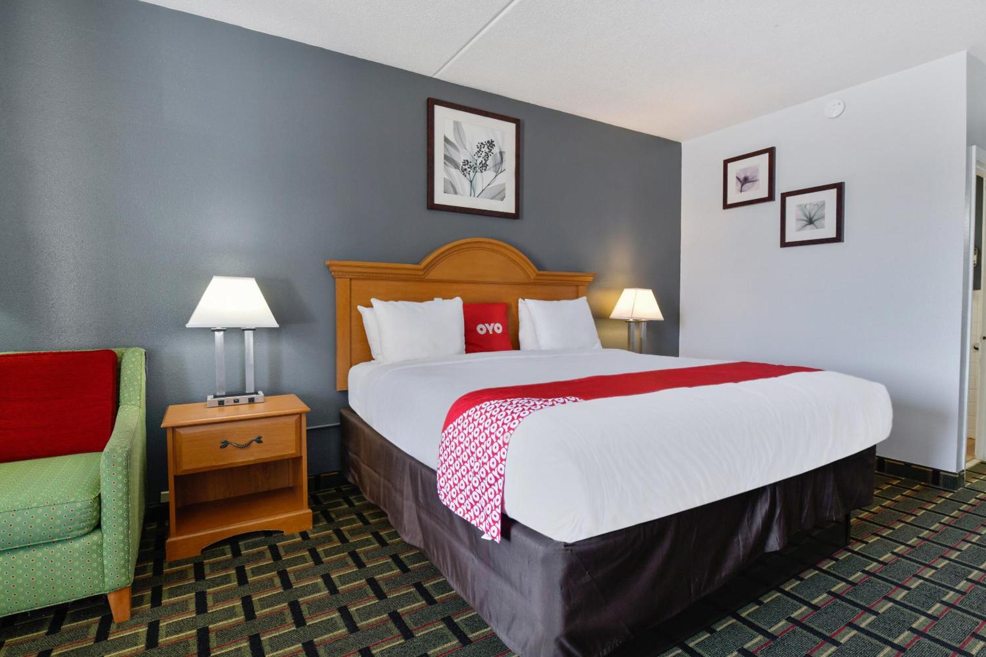 Oyo Hotel Lake Park - Valdosta Area Exterior photo